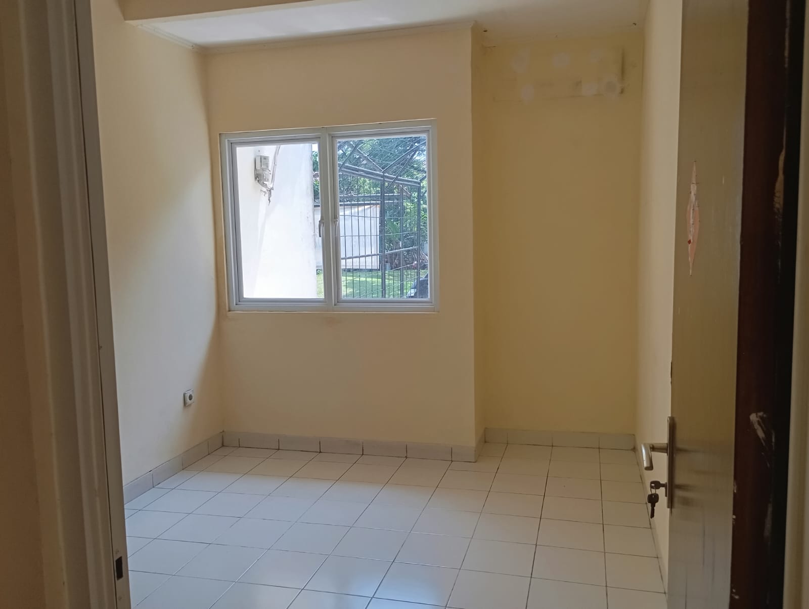 Rumah Disewakan di Cluster Meadow Green Lippo Cikarang 